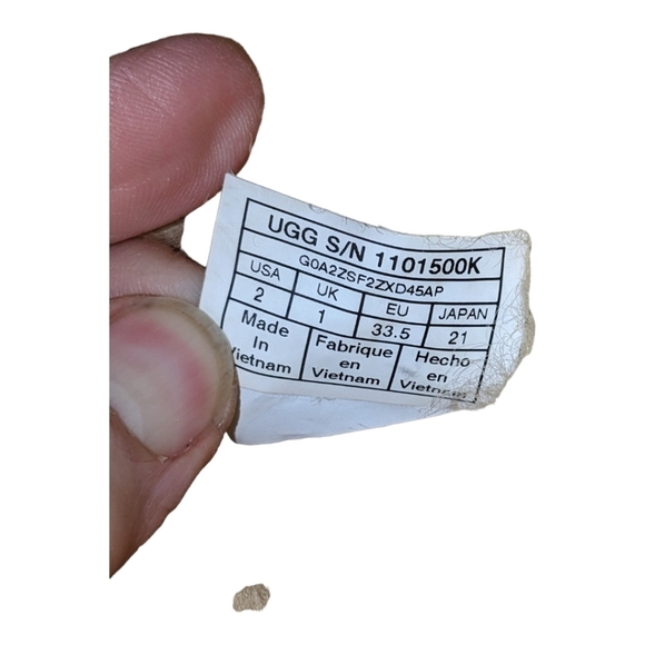 UGG Tan kid's slip-on boots Size 2 - Picture 2 of 8